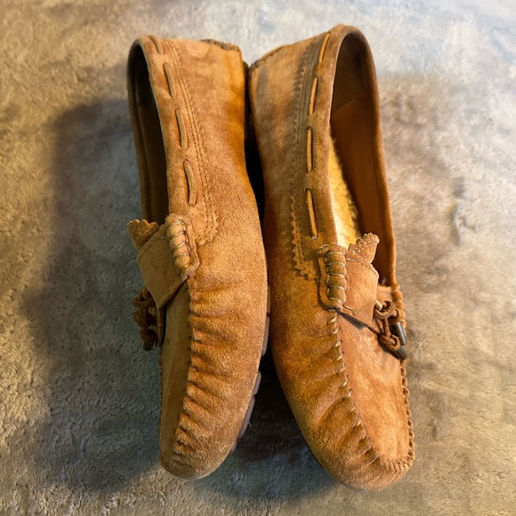 UGG Sz 8 Roni Moccasin Slipper Suede Leather Loafer Shoes Chestnut Brown Women’s - Picture 15 of 16